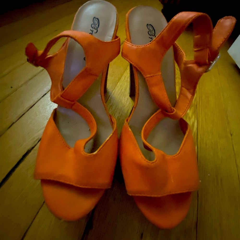 Orange size 5 platform